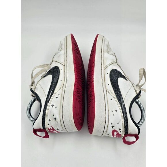 Nike Boys Court Borough Low 2 SE DM0110-100 "White Very Berry" Casual Shoes 6.5Y - Picture 6 of 8